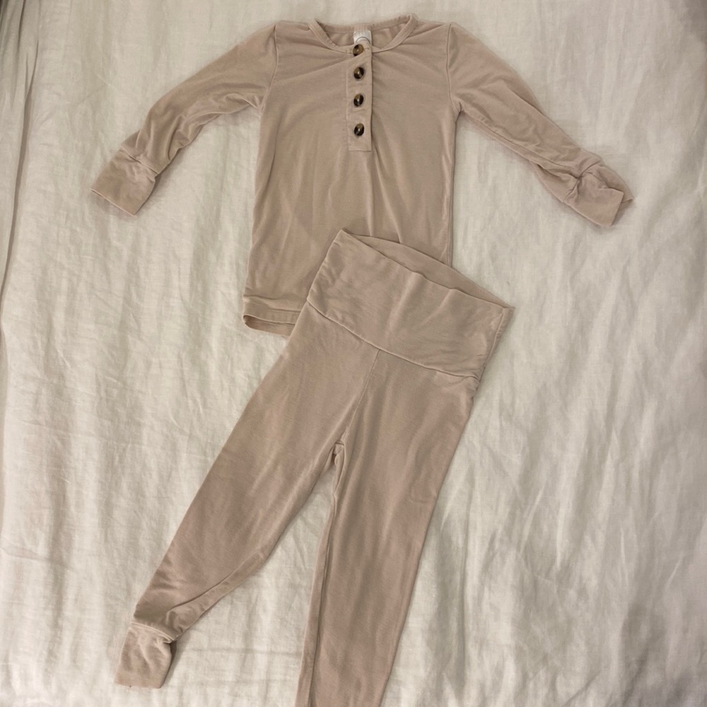 Lou Lou Tops and Bottom Set - Size 12-24 mo
